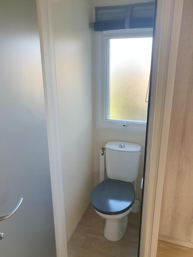 Charmant Mobil-Home Rocbaron Extérieur photo